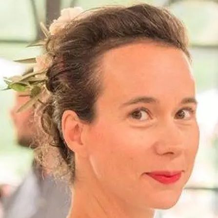 Caroline DUFOUR